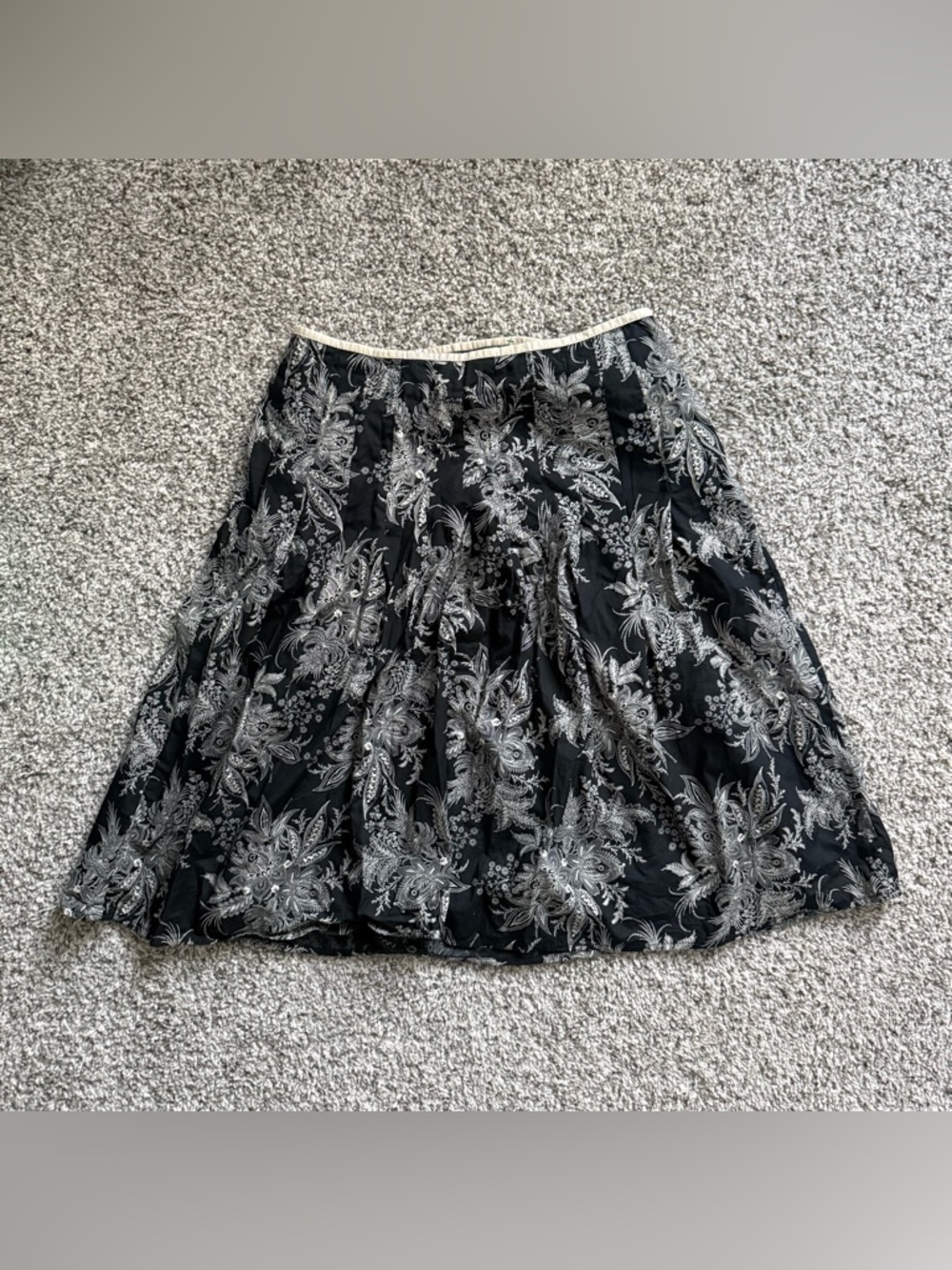 Josephine Chaus Women’s Black Floral A-Line Skirt Size 10